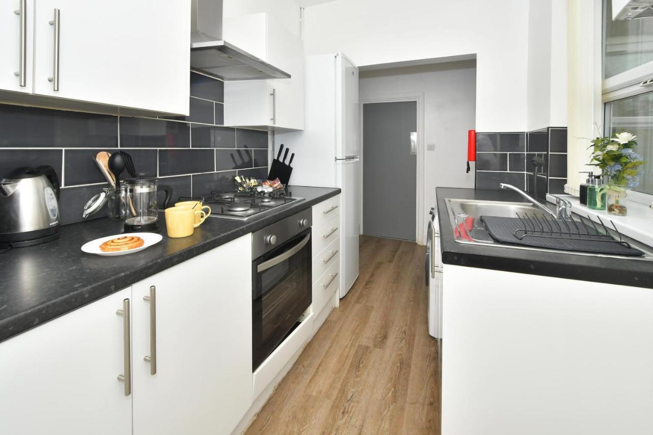 Stoke-on-Trent Boothen House By Yourstays المظهر الخارجي الصورة