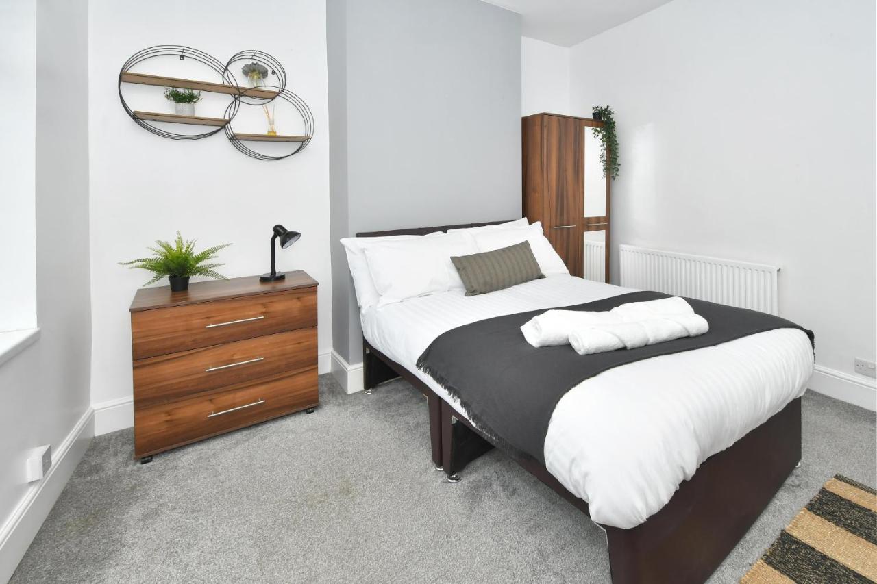 Stoke-on-Trent Boothen House By Yourstays المظهر الخارجي الصورة