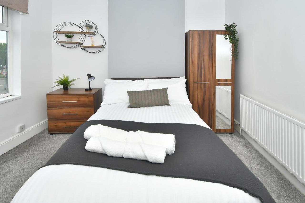 Stoke-on-Trent Boothen House By Yourstays المظهر الخارجي الصورة
