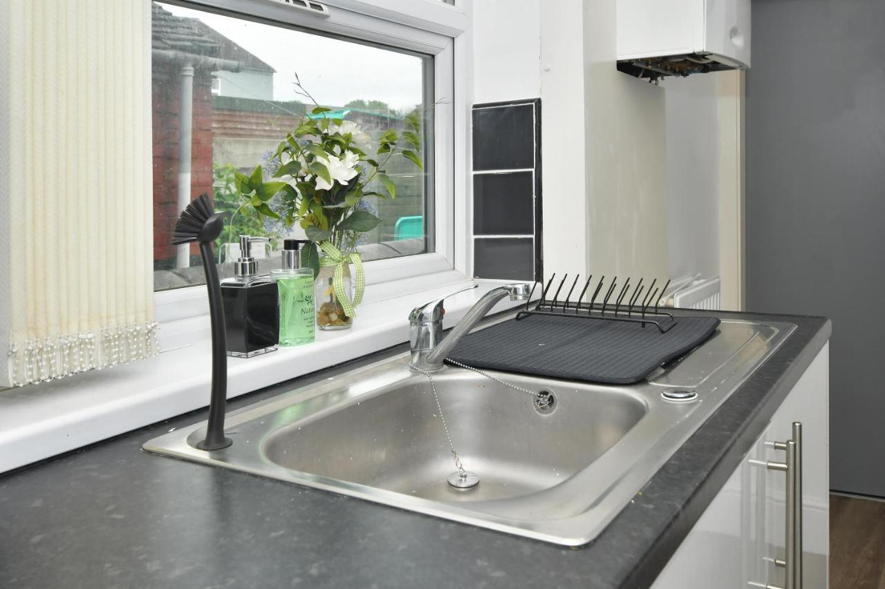 Stoke-on-Trent Boothen House By Yourstays المظهر الخارجي الصورة